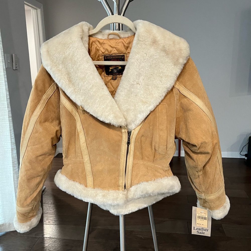 VINTAGE NWT Wilson’s adventure bound jacket